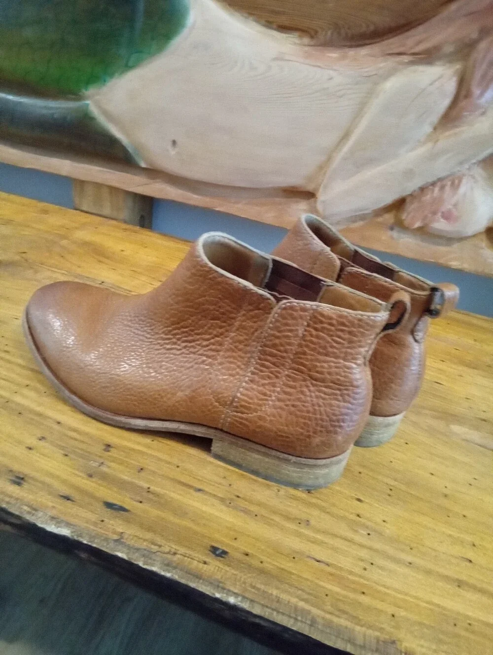 Kork-Ease Velma Leather Bootie Sz 8. Didn't See Side Was Busting Until I Photo